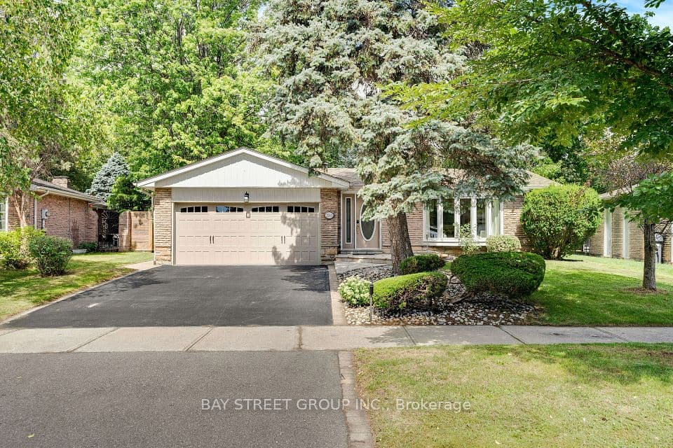2283 Devon Road, Oakville, ON L6J 5R2 – main photo