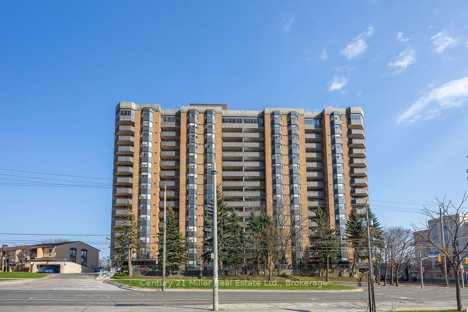 3845 Lake Shore Boulevard W 411, Toronto, ON M8W 4Y3 – photo 2
