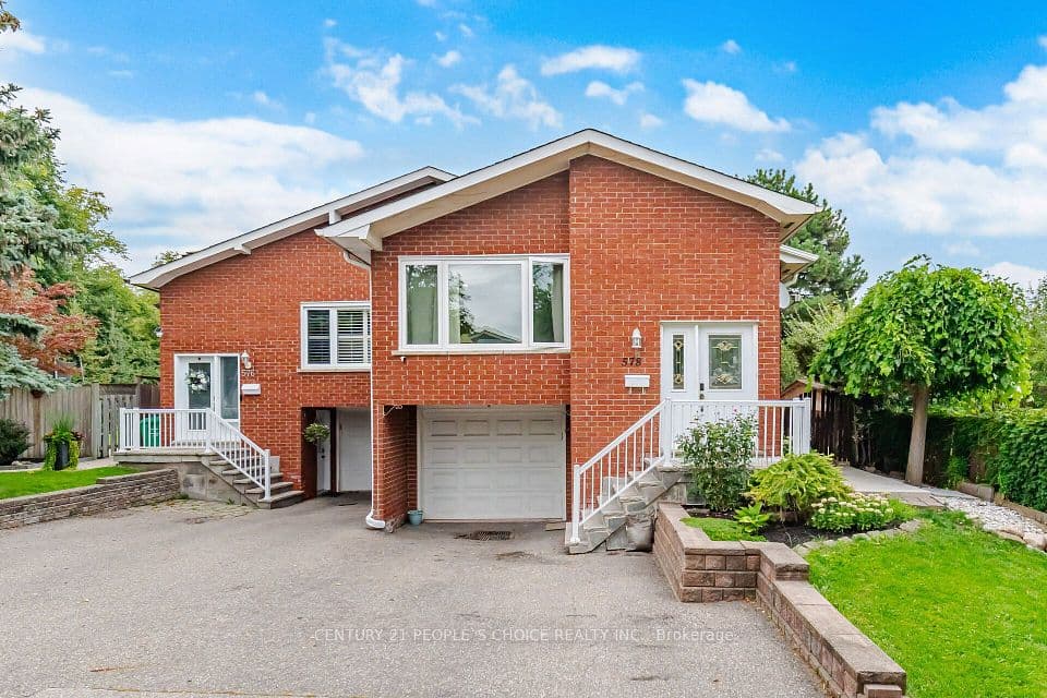 578 Cavell Drive, Mississauga, ON L5B 2N9 – main photo