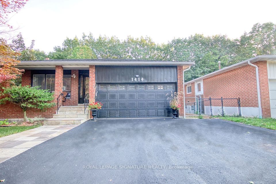 1414 Harmsworth Square, Oakville, ON L6H 3E7 – main photo