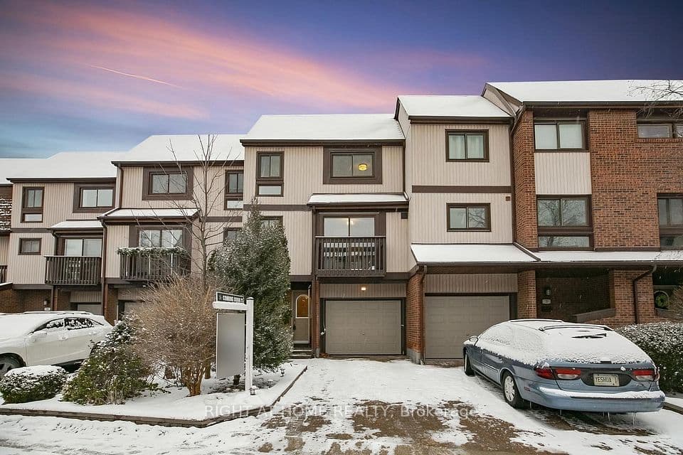 1080 Walden Circle 75, Mississauga, ON L5J 4J9 – main photo