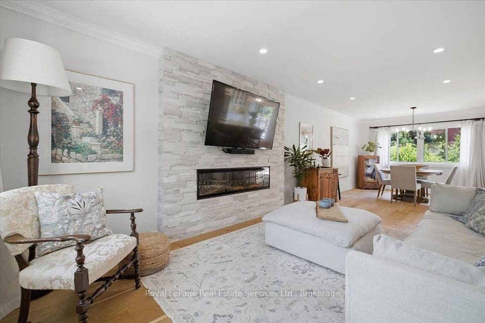 2120 Marine Drive 5, Oakville, ON L6L 1B7 – photo 2