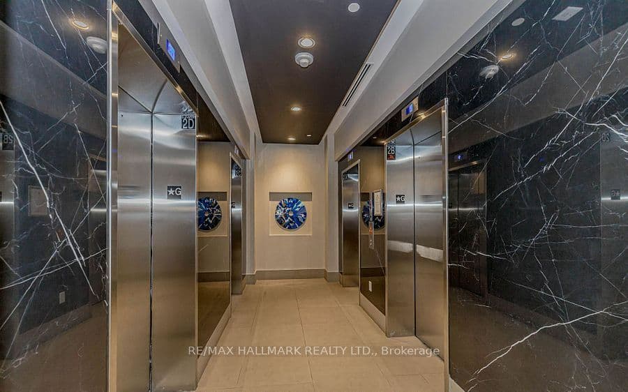 4130 Parkside Village Drive 1007, Mississauga, ON L5B 3M8 – photo 3