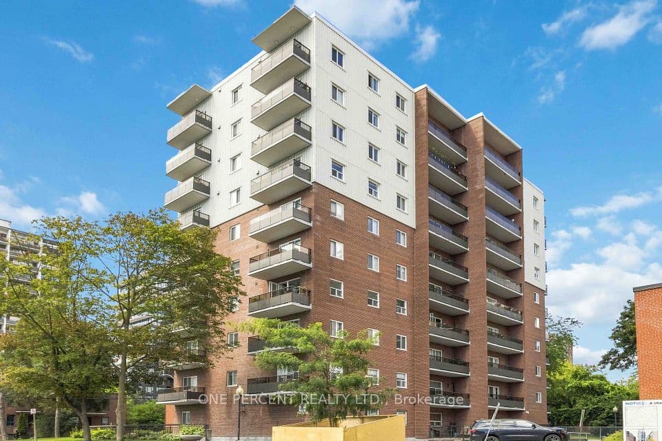 15 Elizabeth Street N 1005, Mississauga, ON L5G 2Z3 – photo 2