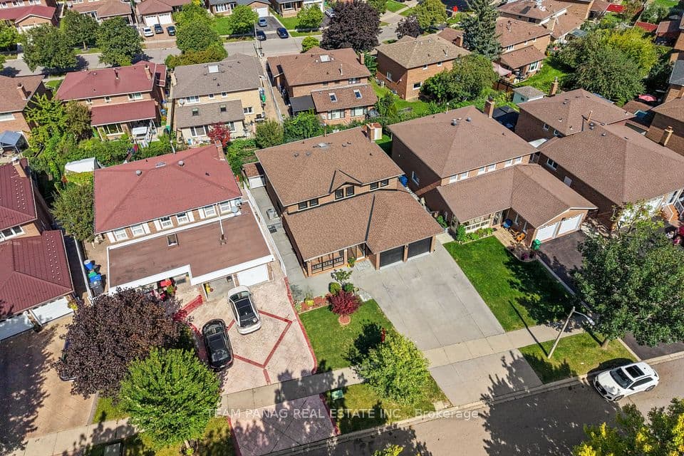 92 Princeton Terrace, Brampton, ON L6S 3S8 – photo 2