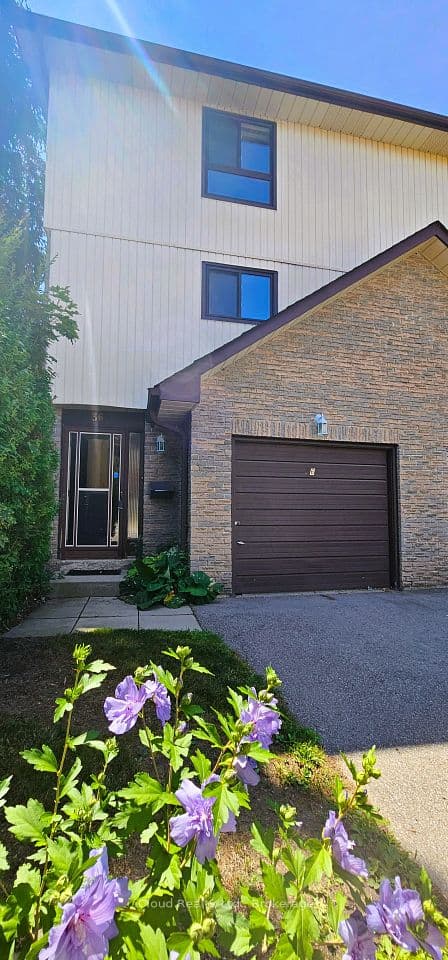 36 Dawson Crescent 36, Brampton, ON L6V 3M5 – main photo