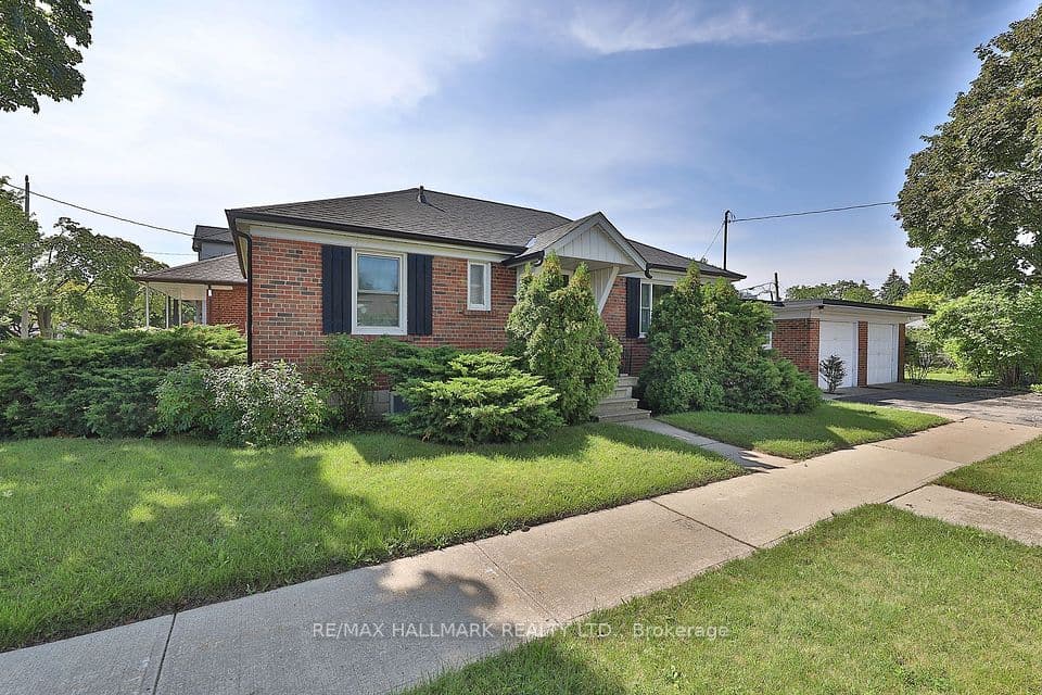 55 Athol Avenue, Toronto, ON M8Z 2A6 – photo 2