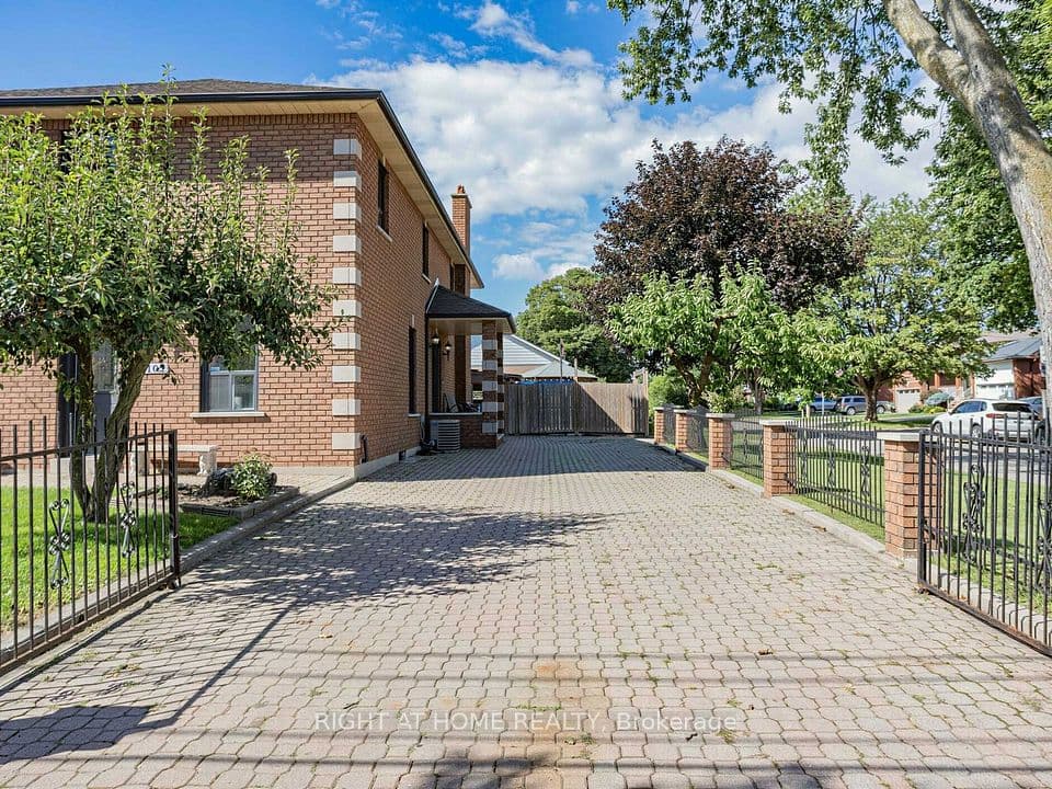102 Judson Street, Toronto, ON M8Z 1B1 – photo 2