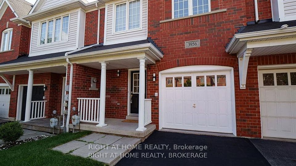 3956 Stardust Drive, Mississauga, ON L5M 8A6 – photo 3