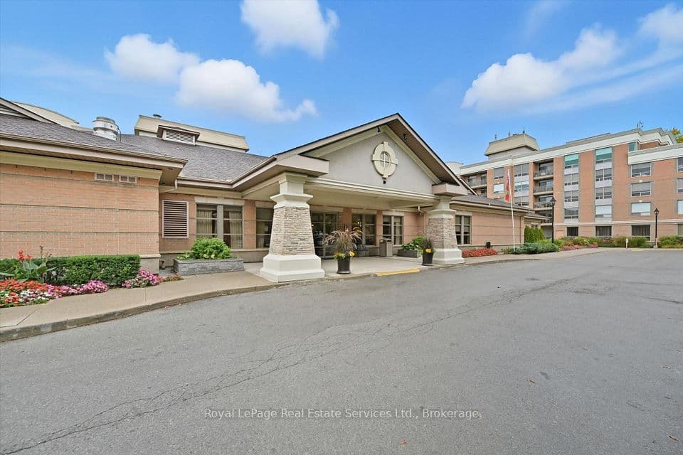 100 Burloak Drive 1510, Burlington, ON L7L 6P6 – main photo