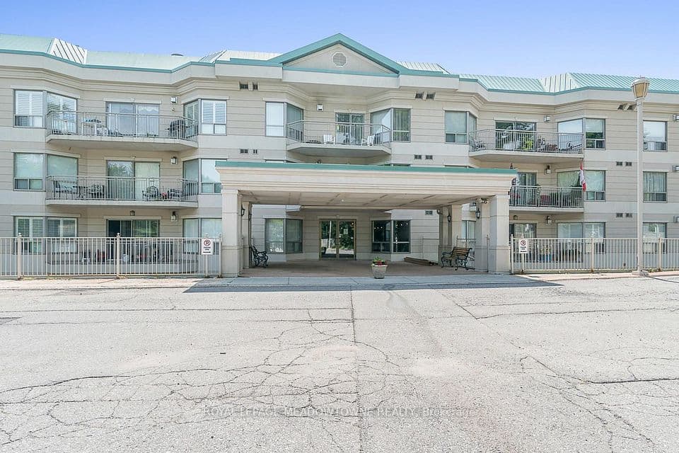 24 Chapel Street Ph02, Halton Hills, ON L7G 6A7 – photo 2