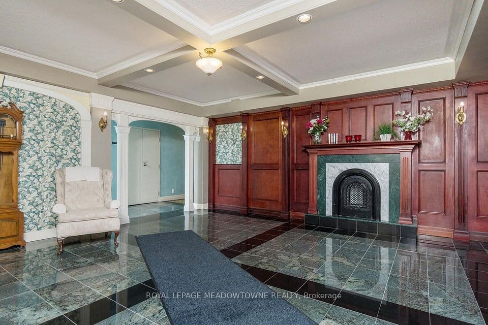 24 Chapel Street Ph02, Halton Hills, ON L7G 6A7 – photo 3