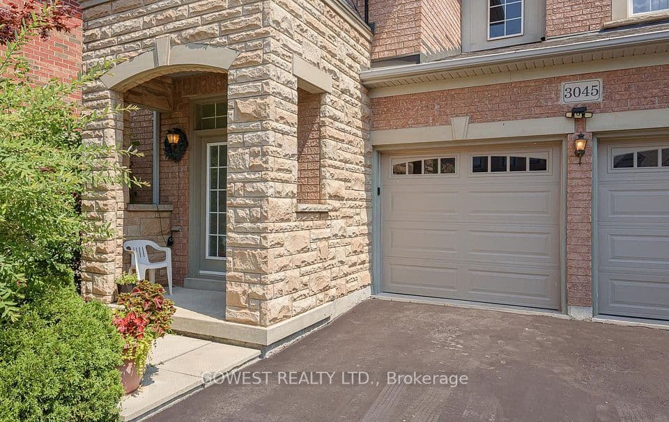 3045 Ferguson Drive, Burlington, ON L7M 0G5 – photo 3