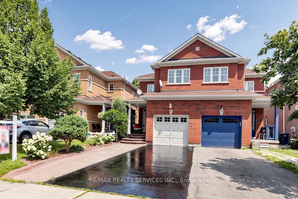 50 Rocky Point Crescent, Brampton, ON L6V 4R7 – main photo