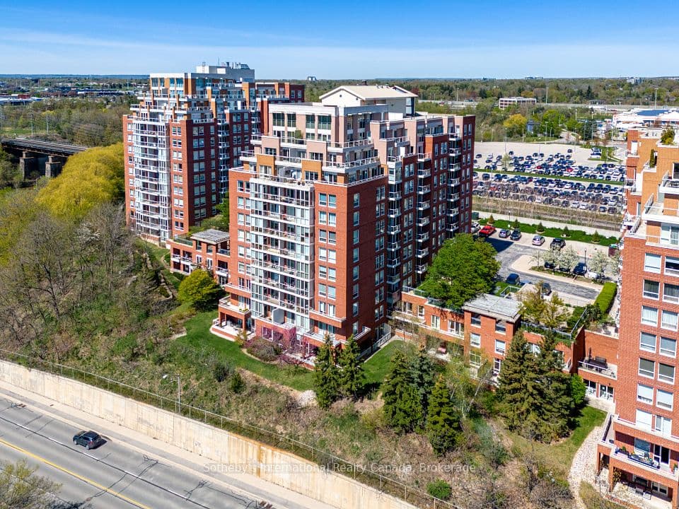 50 Old Mill Road 105, Oakville, ON L6J 7W1 – photo 3