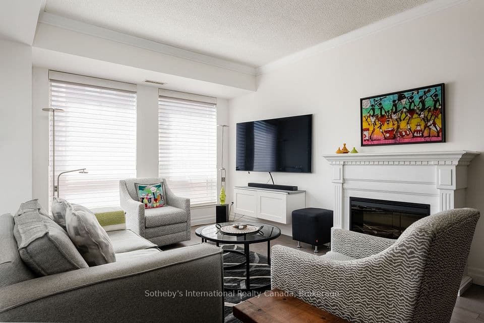 50 Old Mill Road 105, Oakville, ON L6J 7W1 – photo 2