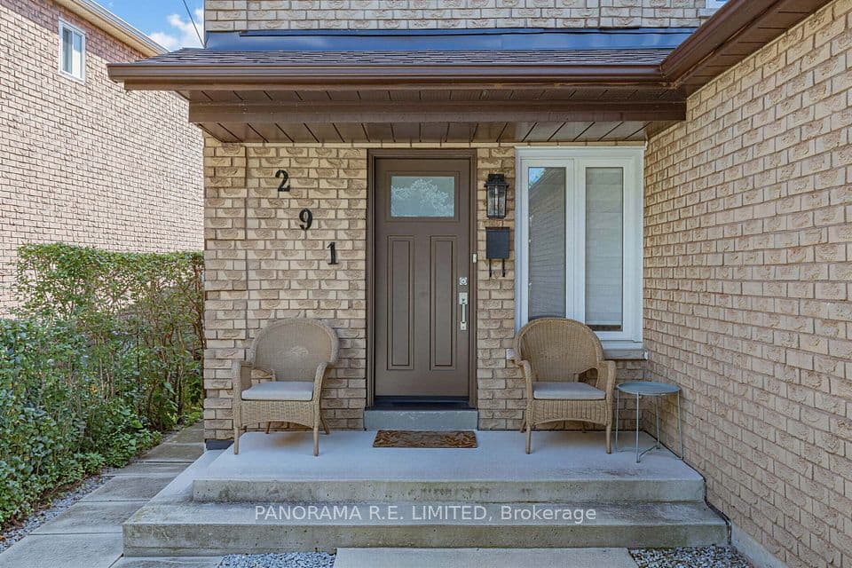291 Glenn Hawthorne Boulevard, Mississauga, ON L5R 2M2 – photo 3