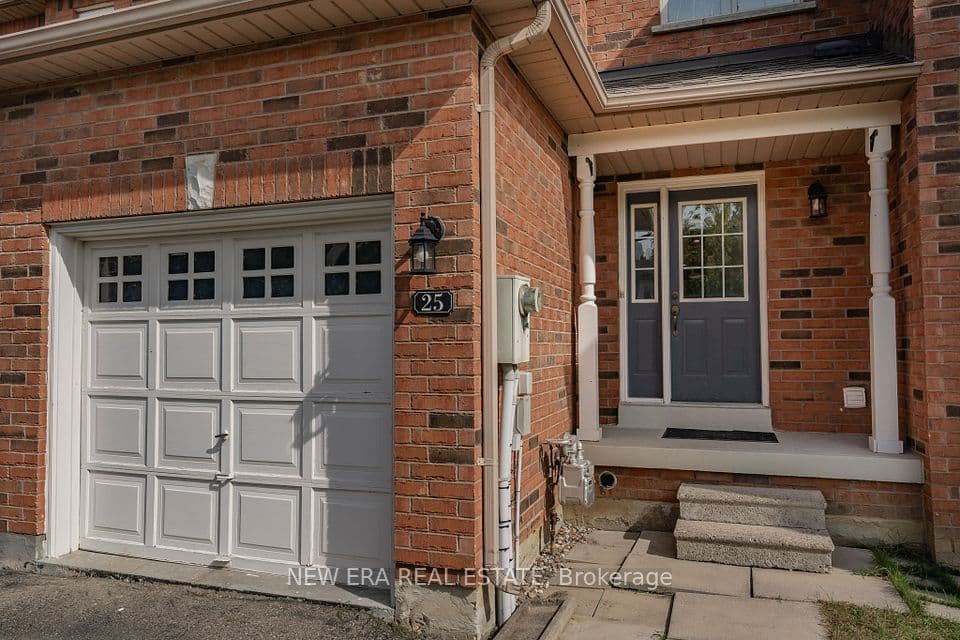 25 Berkindale Court, Brampton, ON L6Y 5G1 – photo 2