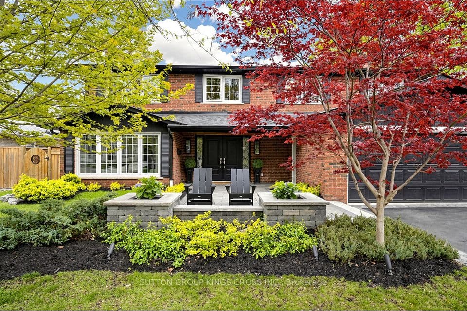 360 Isabella Avenue, Mississauga, ON L5B 1B2 – main photo