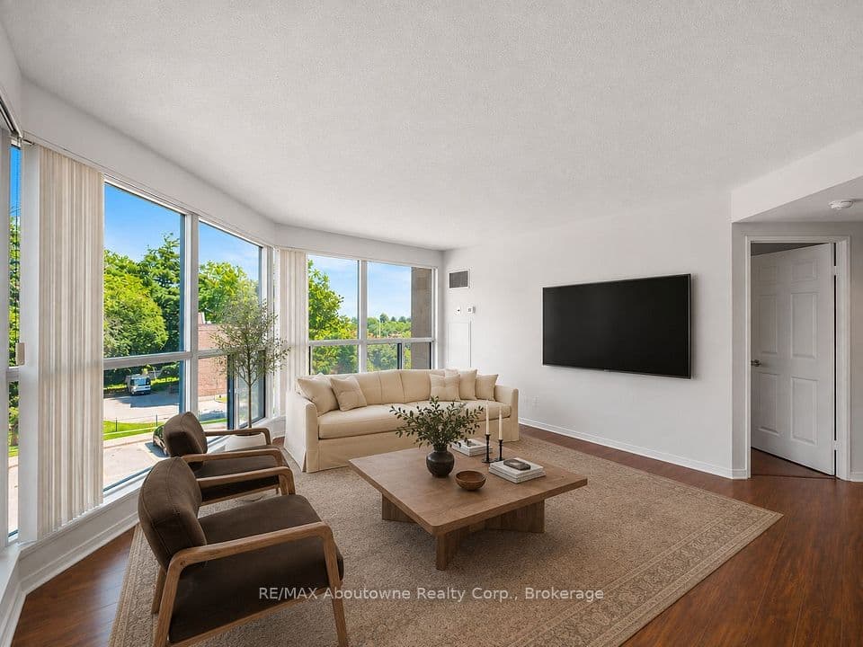 2177 Burnhamthorpe Road W 309, Mississauga, ON L5L 5P9 – photo 2