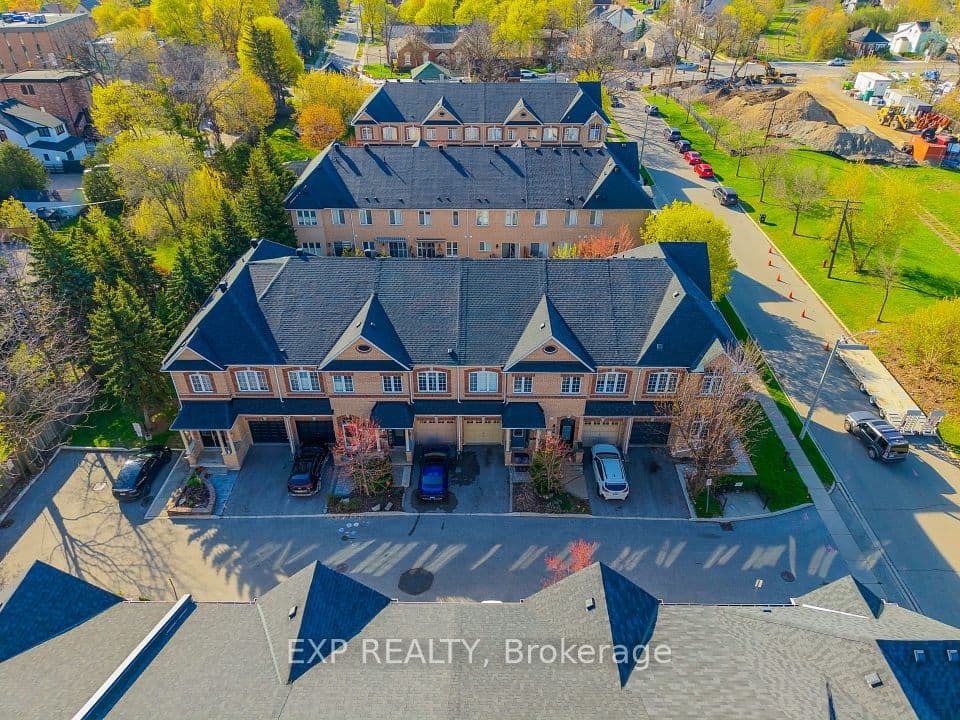 6 Purple Finch Court, Brampton, ON L6X 5A3 – main photo