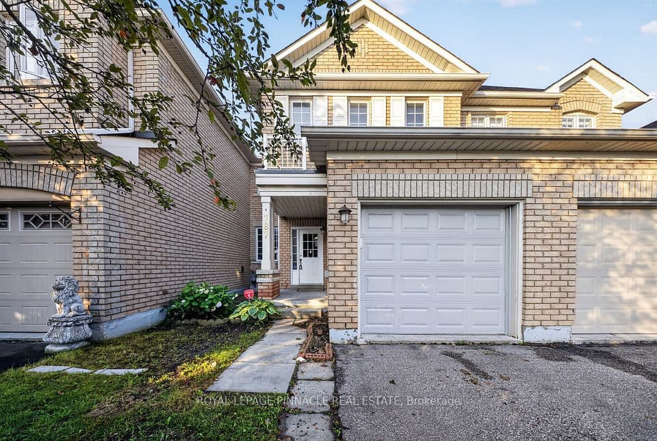 787 Avocado Crescent, Mississauga, ON L5W 1H4 – photo 3