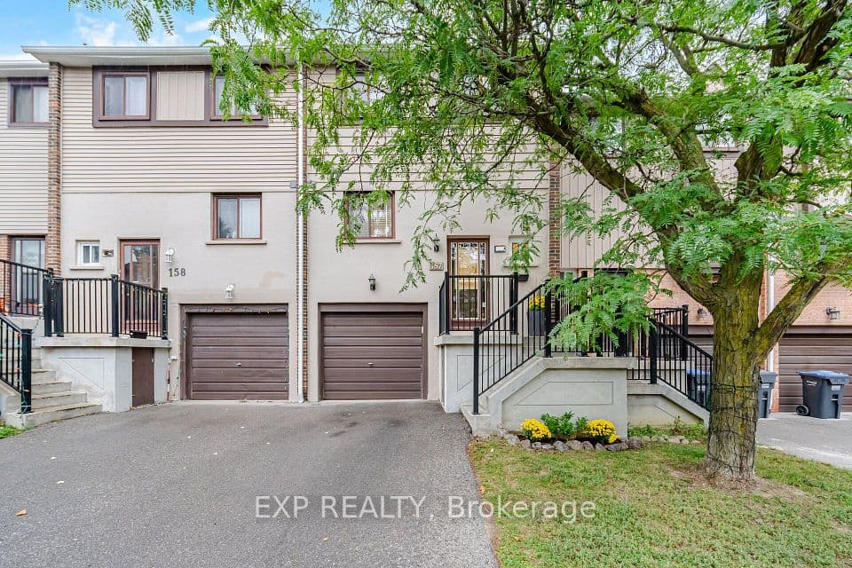 157 Moregate Crescent, Brampton, ON L6S 3K9 – main photo