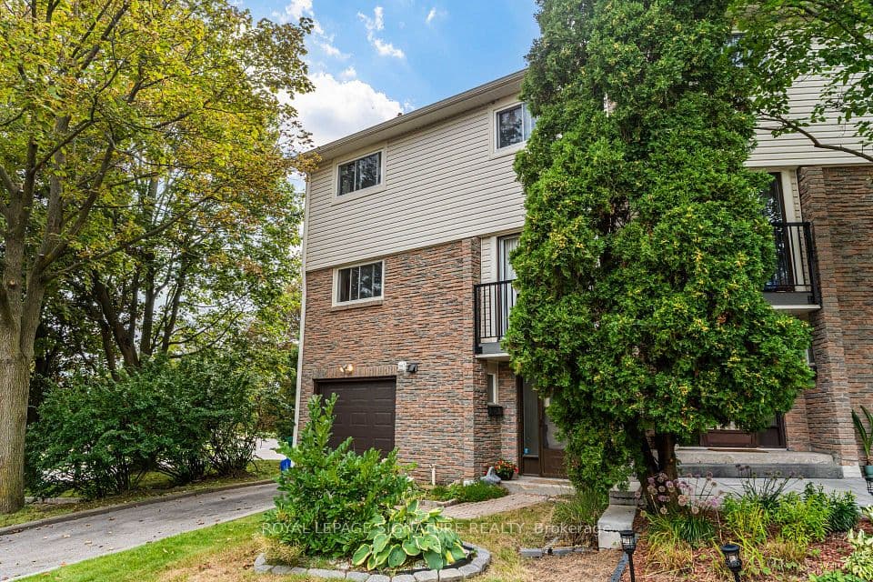 7251 Copenhagen Road 16, Mississauga, ON L5N 2H6 – photo 2