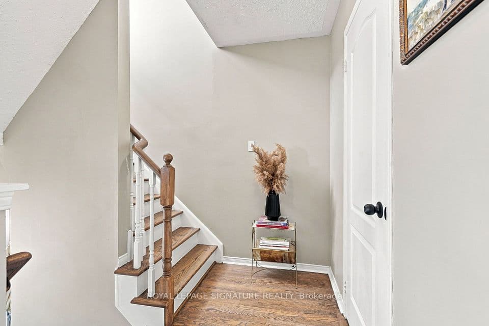 1185 Chapman Crescent, Milton, ON L9T 6G2 – photo 3