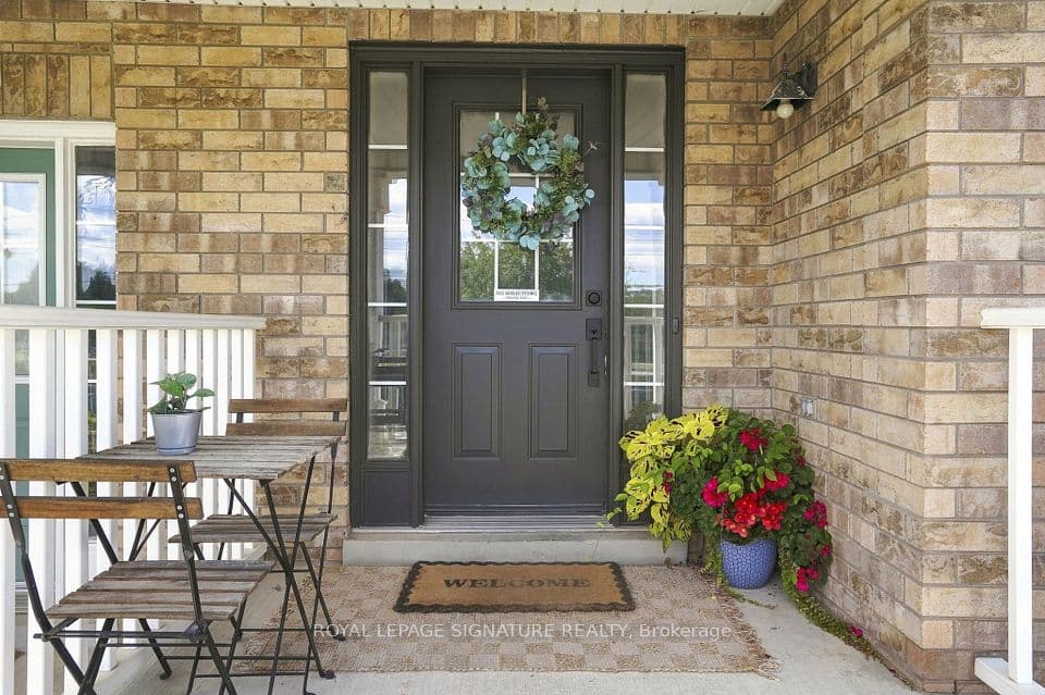 1185 Chapman Crescent, Milton, ON L9T 6G2 – photo 2