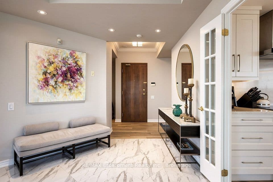 60 Old Mill Road PH1, Oakville, ON L6J 7V9 – photo 3