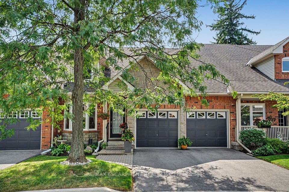 1275 Stephenson Drive 6, Burlington, ON L7S 2M2 – main photo