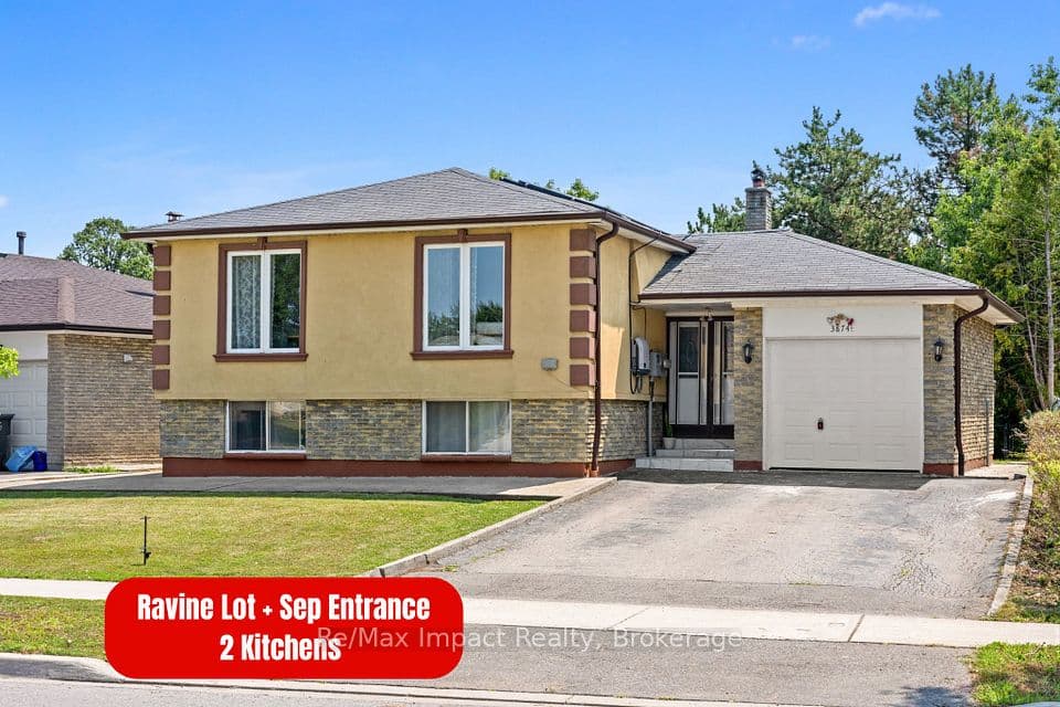 3874 Brandon Gate Drive, Mississauga, ON L4T 3N6 – main photo