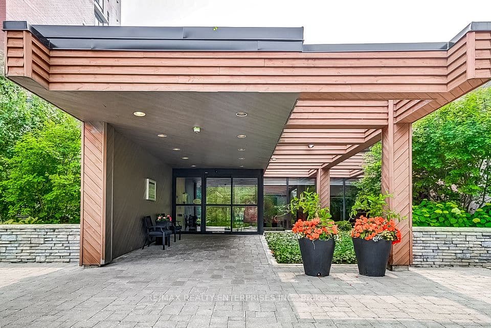 1400 Dixie Road 1708, Mississauga, ON L5E 3E1 – main photo