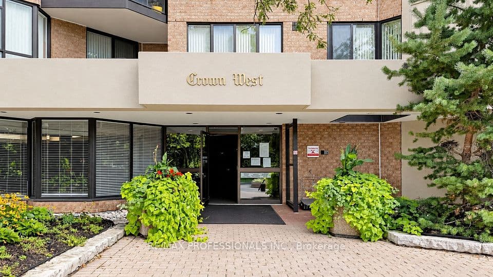 20 Cherrytree Drive 1107, Brampton, ON L6Y 3V1 – main photo