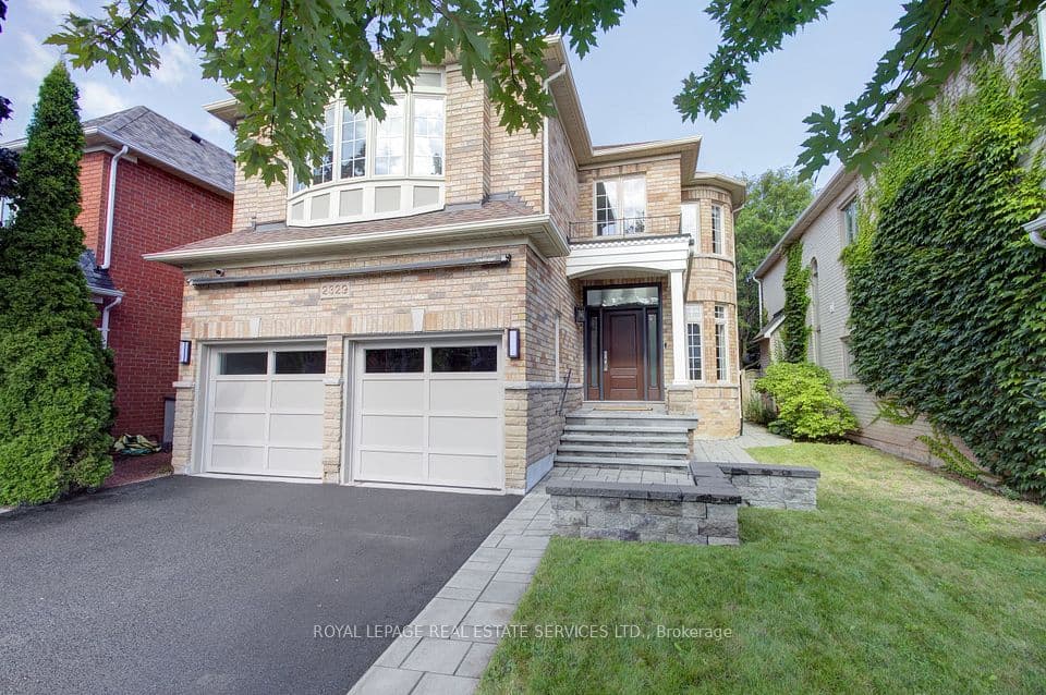2329 Glenfield Road, Oakville, ON L6M 3V1 – main photo