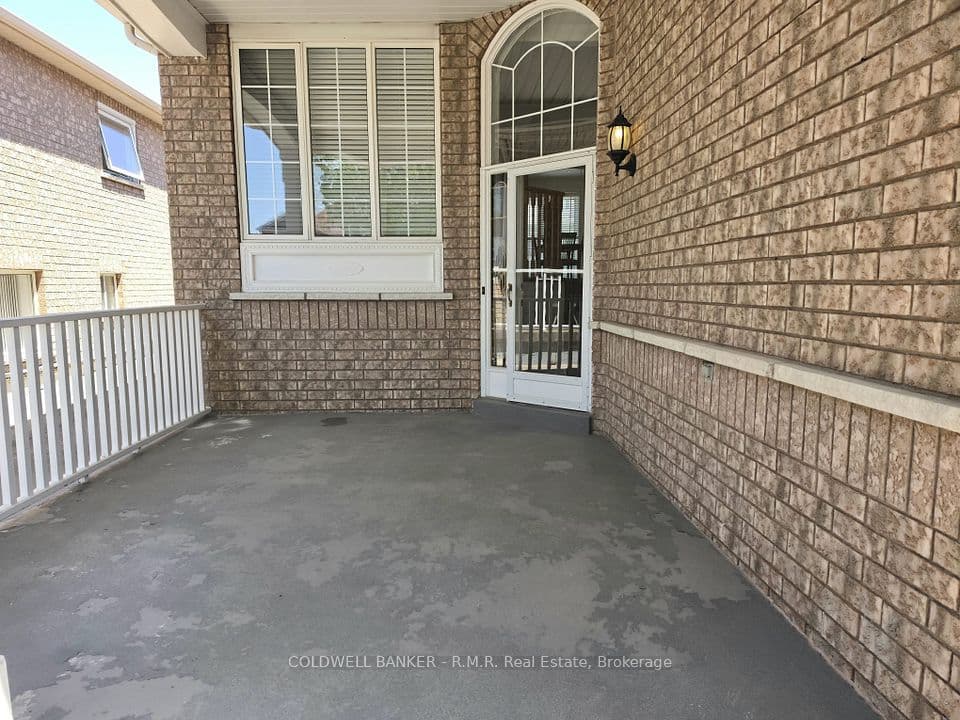 7 Fletchers Creek Boulevard, Brampton, ON L6X 4R7 – photo 3