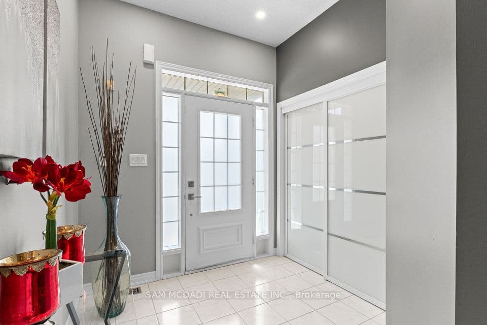195 Holmes Crescent, Milton, ON L9T 0T8 – photo 3