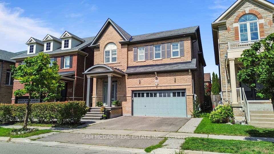 195 Holmes Crescent, Milton, ON L9T 0T8 – main photo