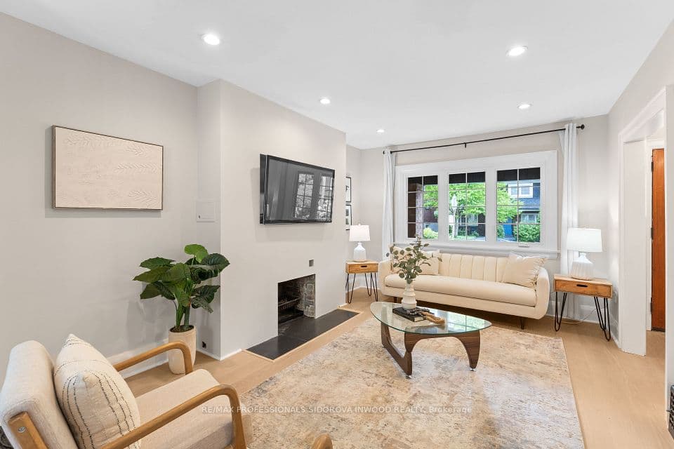 408 Glenlake Avenue, Toronto, ON M6P 1G7 – photo 2