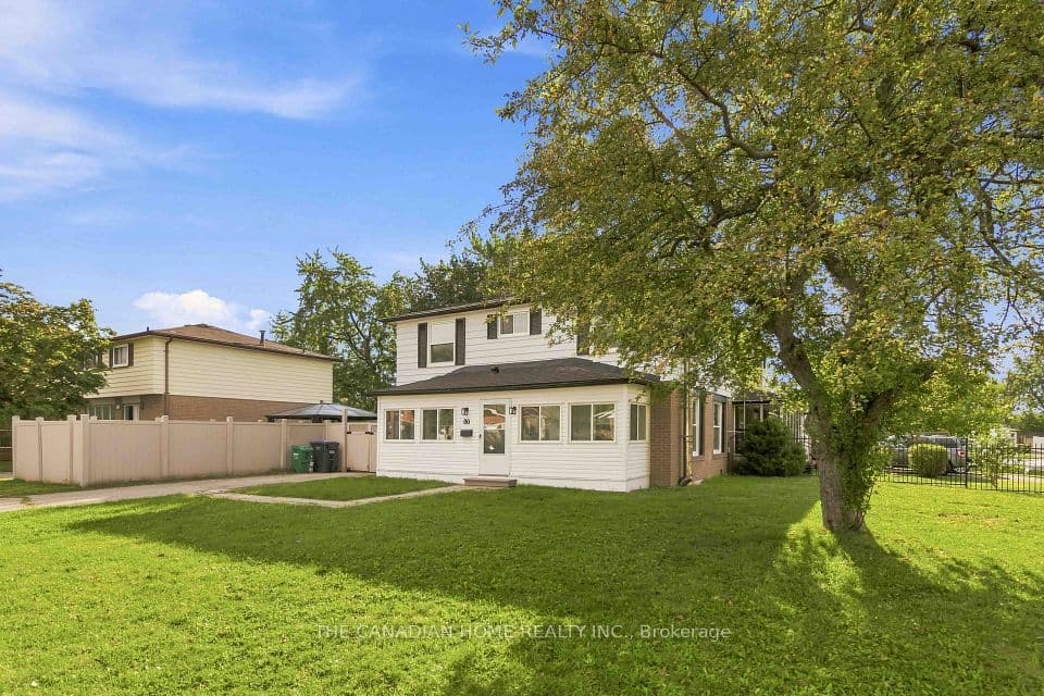 80 Flamingo Crescent, Brampton, ON L6T 2G7 – photo 3