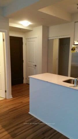 55 Eglinton Avenue W 1101, Mississauga, ON L5R 0E4 – photo 2