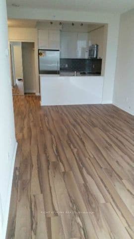 55 Eglinton Avenue W 1101, Mississauga, ON L5R 0E4 – photo 3