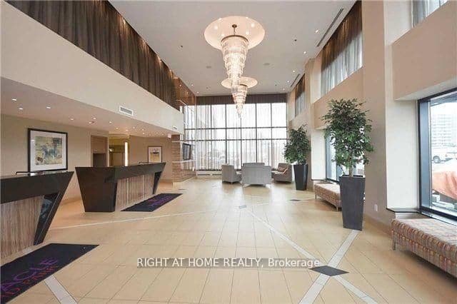 3985 Grand Park Drive 1610, Mississauga, ON L5B 0H8 – photo 2
