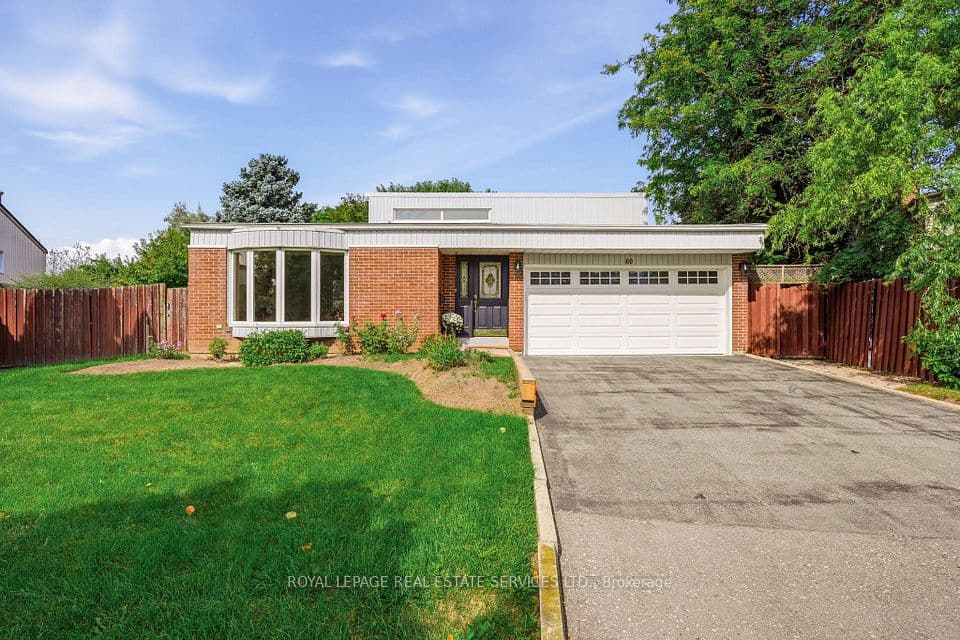 60 Bowshelm Court, Mississauga, ON L5N 1K1 – photo 2