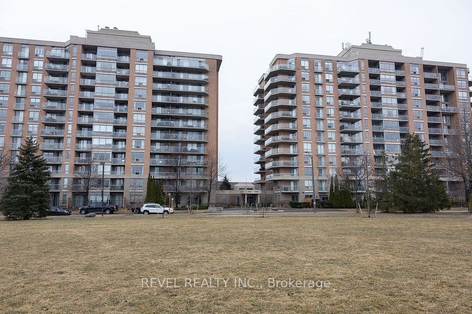 1150 Parkwest Place 104, Mississauga, ON L5E 3K4 – main photo