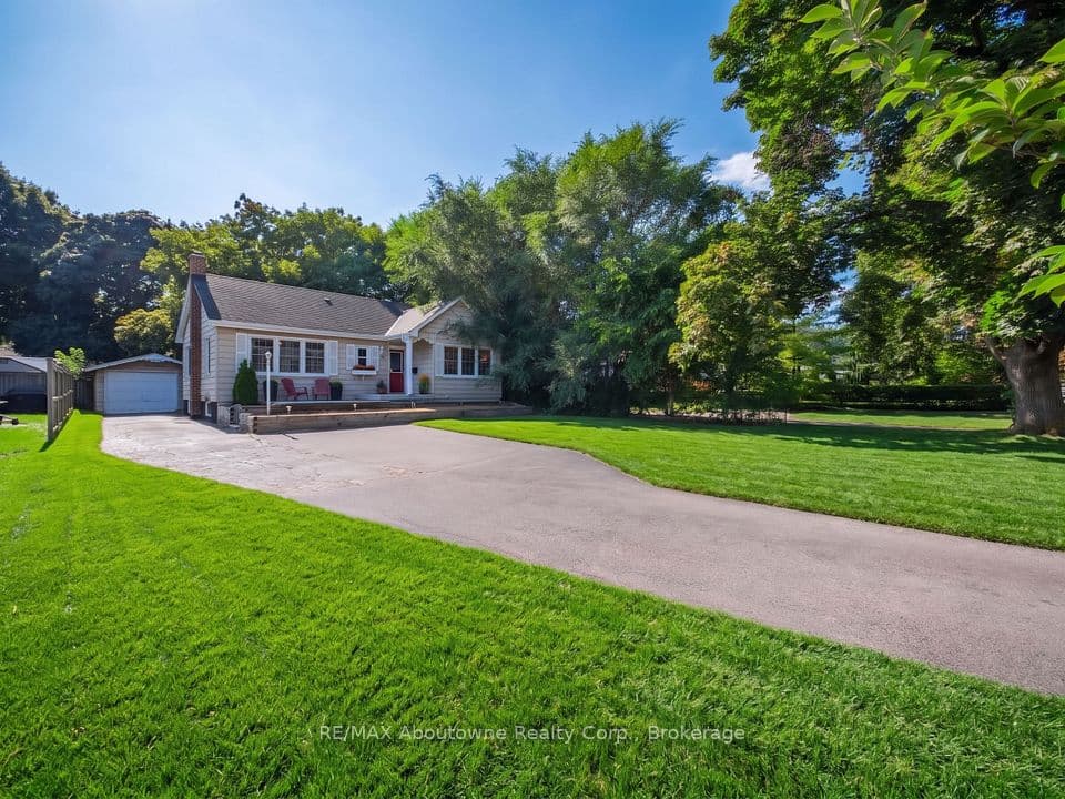 938 King Road, Burlington, ON L7T 3L3 – photo 3