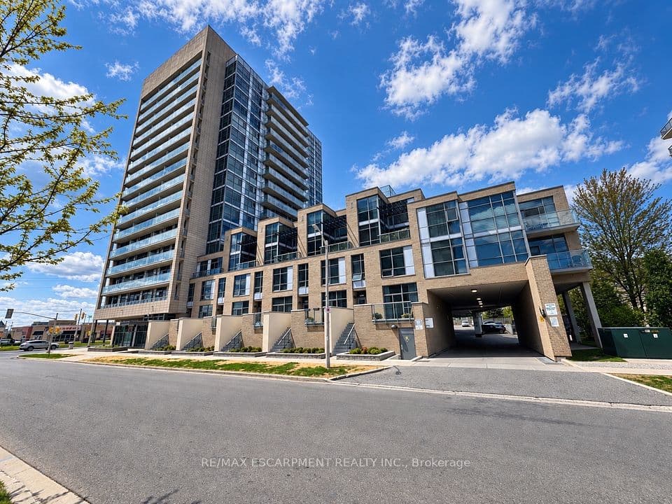 1940 Ironstone Drive 809, Burlington, ON L7L 0E4 – main photo