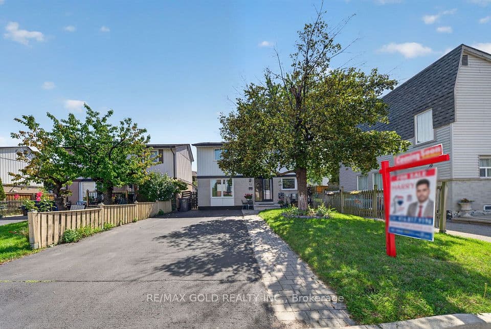 10 Jeffrey Street, Brampton, ON L6S 2M9 – photo 2
