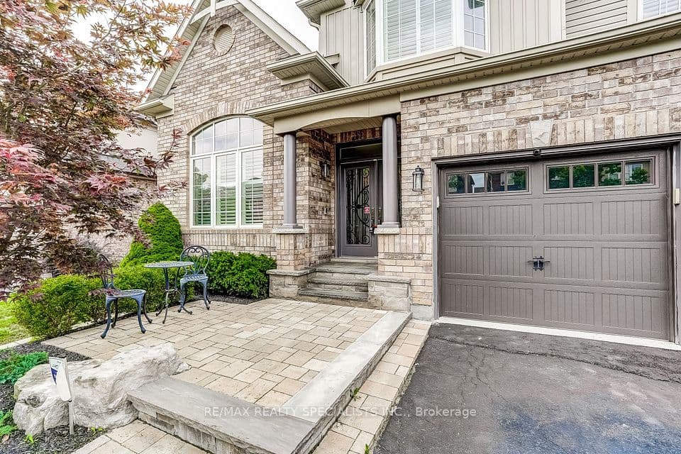 496 Cusick Circle, Milton, ON L9T 0M9 – photo 3